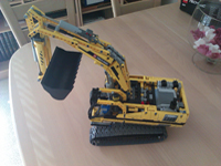 8043 Motoriseret Excavator